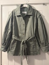 Lady’s asos trench coat in