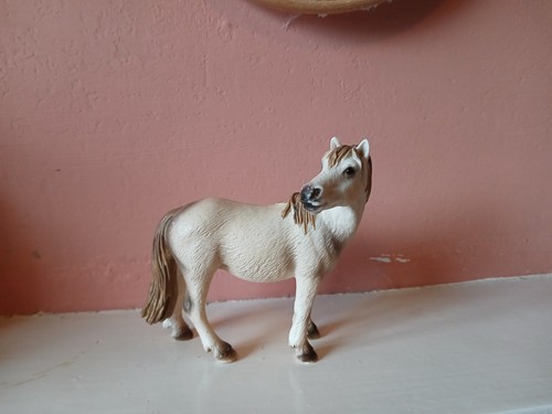 Schleich horse retired 2005 - schleich,