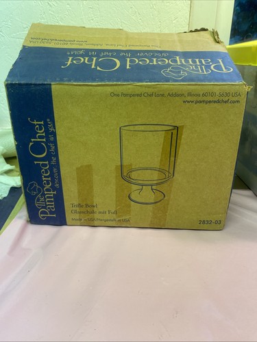 Pampered chef glass - glass, trifle