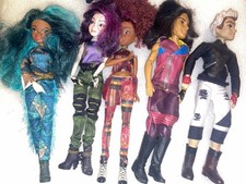 Disney Descendants Figures