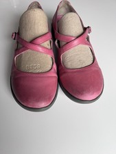 Clarks Raspberry Pink Leather