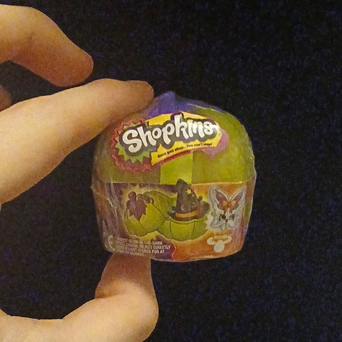 Shopkins sealed pack - pack, capsule