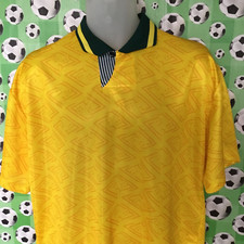 BNWOT LARGE 92 - 93 BRAZIL #11