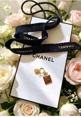 Chanel gold tone - tone, bottle