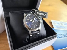 Seiko 5 Men's Automatic Watch SRPG29K1  Box & Papers  4R36-10A0 Superb condition