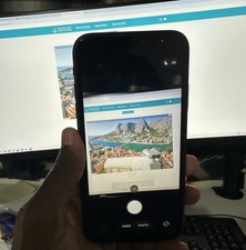 Apple iPhone 11 64GB – Black