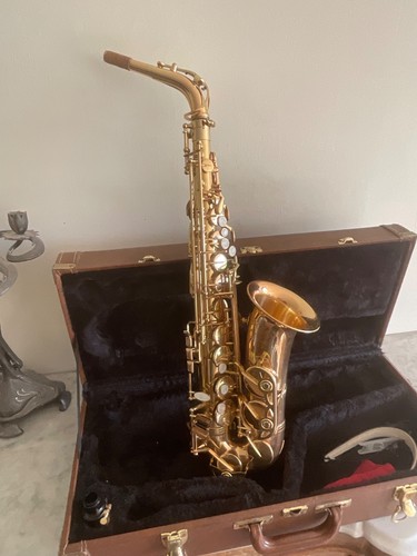 Elkhart 300 series - 300,