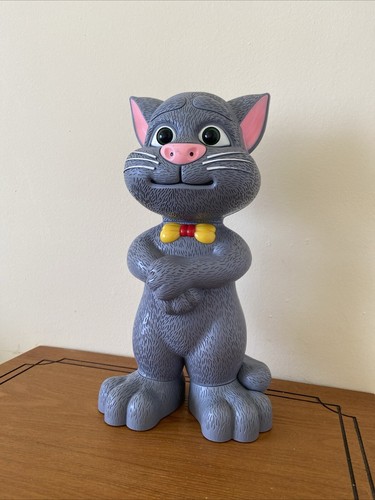 Talking tom cat - talking,