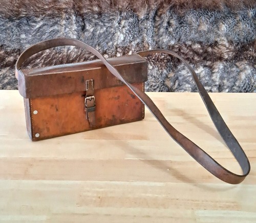 Swiss army shoulder - shoulder, leather
