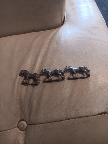 Metal horses vintage - metal,