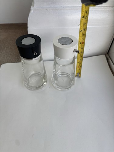 Pair glass oil - pair, and