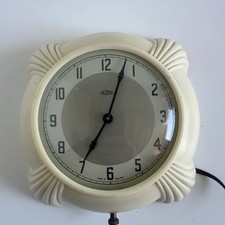 Metamec Bakelite Wall Clock Vintage Art Deco Style Made in England