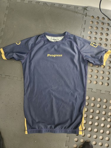 Progress rashguard bjj medium - progress,