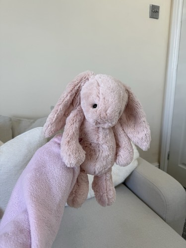 Bnwt retired jellycat - og,