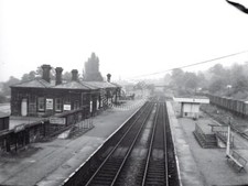 PHOTO BR British Railways Station Scene - OTLEY 1964