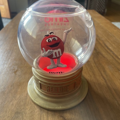 Red one snow globe lightup - one,