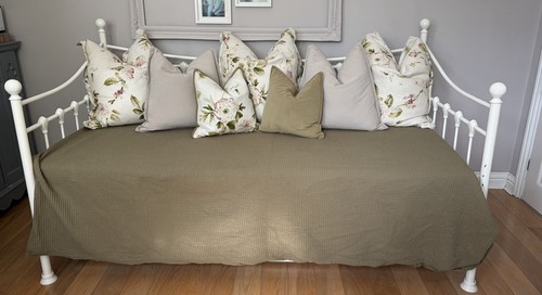 Ivory metal guest daybed with - ivory,