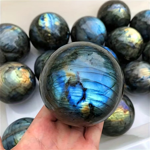 6cm natural labradorite - 3-6cm,