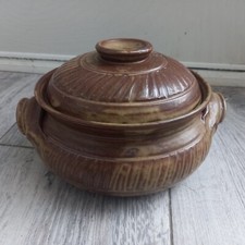 VINTAGE STONEWARE STUDIO