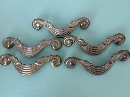 Vtg french provincial ornate - vtg,