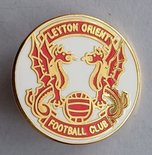Leyton Orient FC Enamel Football Lapel Pin Badge.    PB7-1240