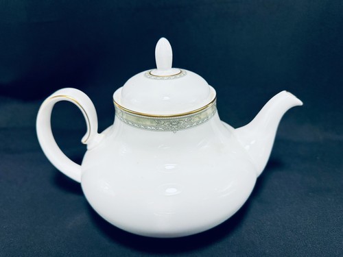Royal doulton isabella teapot - doulton,