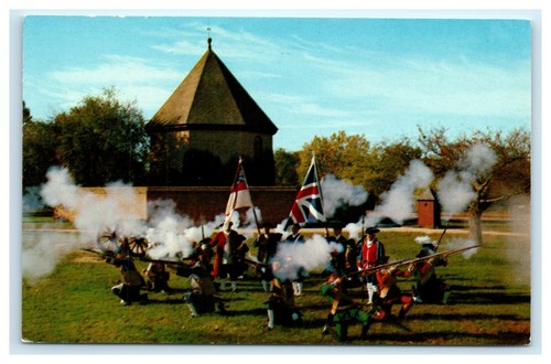 Postcard colonial williamsburg - colonial,