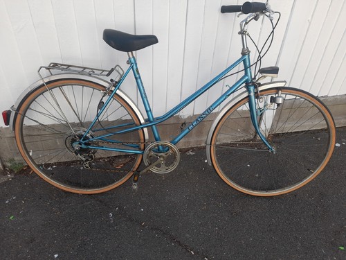 Classic brand lady 27x1 4 - brand,