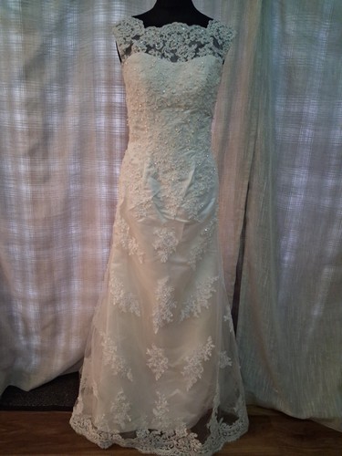 Wedding dress size ivory - wedding,