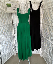 GORGEOUS MINT VELVET BLACK