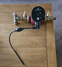 Grundfos Alpha 2 water circulator pump 15-60 130 - Good working condition