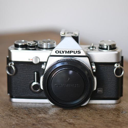 Olympus silver chrome - om-1,
