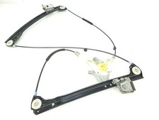 8229106 front power window rh