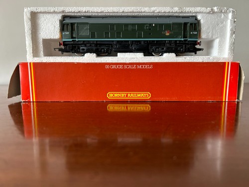 Hornby class green d7568 - hornby,