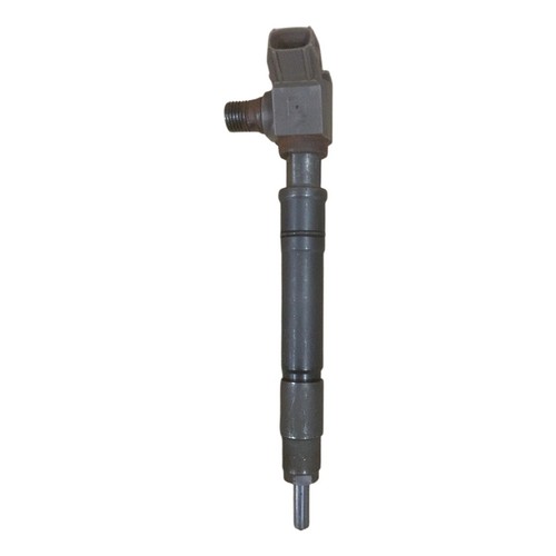 Toyota hilux fuel injector - toyota,