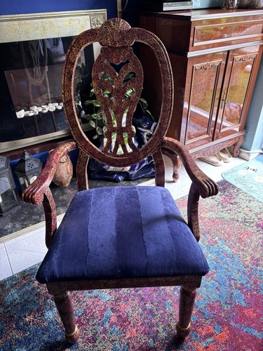 Six stunning dining chairs - six,