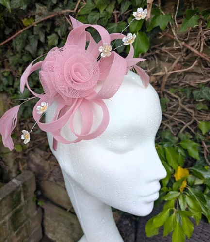 Dusky pink ivory - dusky,