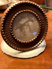 Antique/Vintage/Old Small Circular Wooden Photo Frame c1900-10 Edwardian