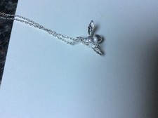 IVY ROSE LONDON 925 Silver bumble bee necklace BNIB