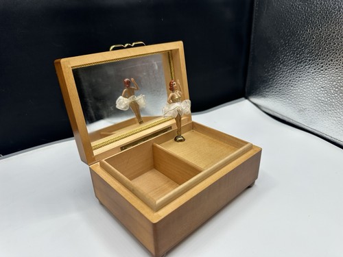 Vintage swiss cylinder cuendet - vintage,