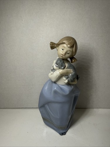 Nao lladro porcelain figurine - lladro,