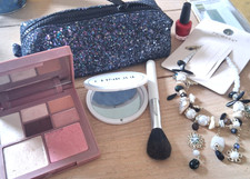 Beauty Bundle: Cosmetic Bag