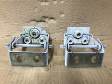 BOOT TAILGATE HINGES PASSENGER