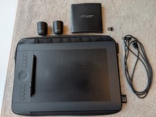 Wacom Intuos Pro PTH-651 Pen and Touch Tablet Medium Wireless