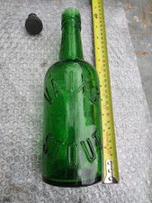 vaux's stout pint green glass