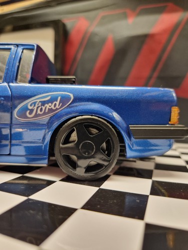 Scale bola wheels and - scale,
