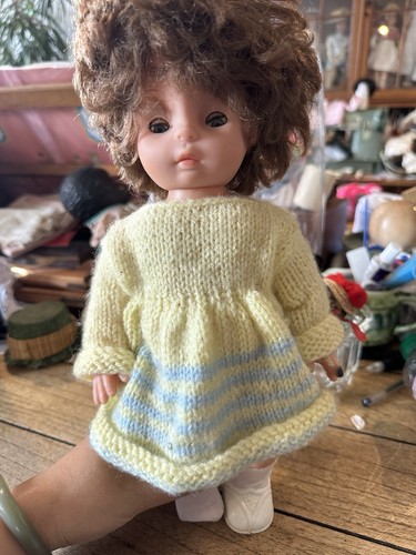 Vinatge doll - vinatge,