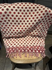 Laura Ashley LEMINGTON Cotton Throw in Cranberry 200 X 150 Cm