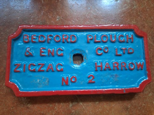 Vintage cast iron - iron, name