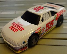 H0 Slot Car Racing Model Train